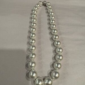 Faux Pearl Necklace Rhinestone Ball Clasp Large Beads 18” Necklace